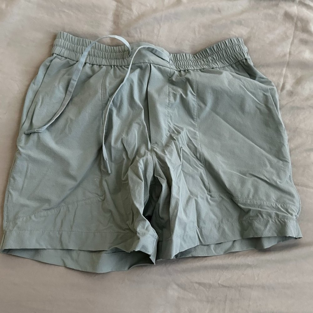 Lululemon Bowline Short 5"